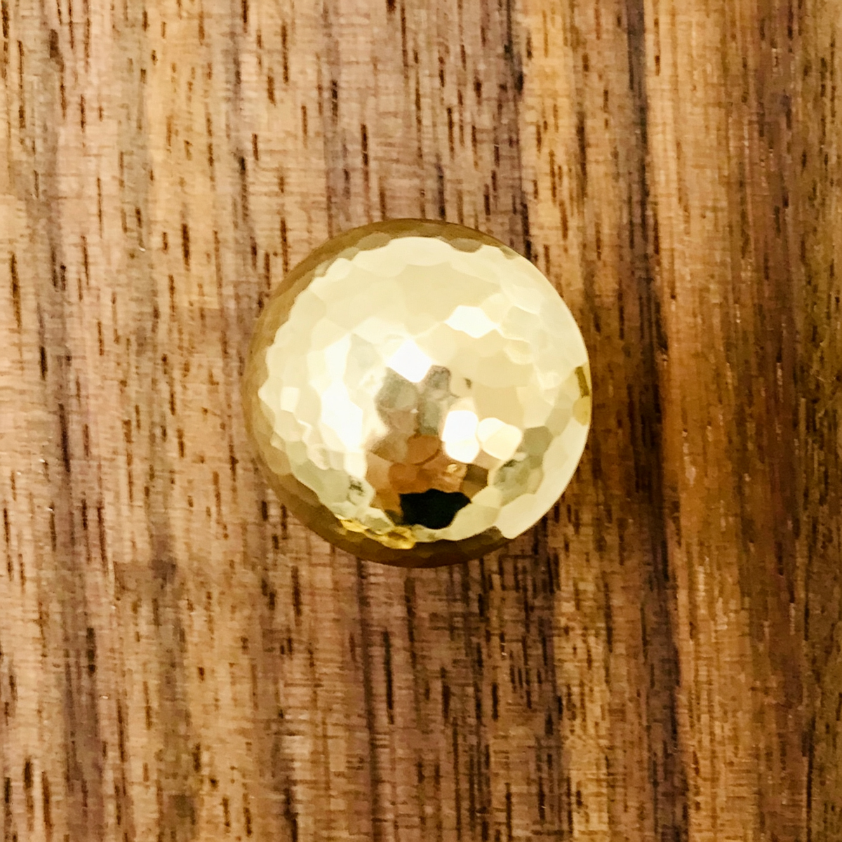 Hammered Solid Brass Round Knob – Polished Finish, 18/25/30/35 mm, Single Piece with Mounting Screws